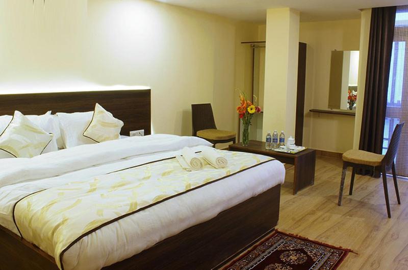 Hôtel Chas Narayani Continental à Gangtok Extérieur photo