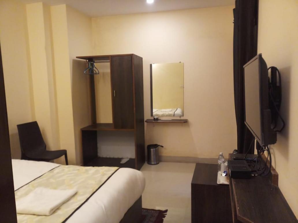 Hôtel Chas Narayani Continental à Gangtok Extérieur photo